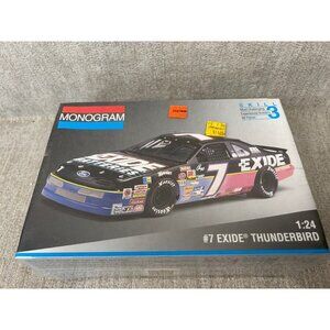 MONOGRAM #7 EXIDE THUNDERBIRD RACE CAR 1:24 MODEL KIT FACTORY SEALED NEW